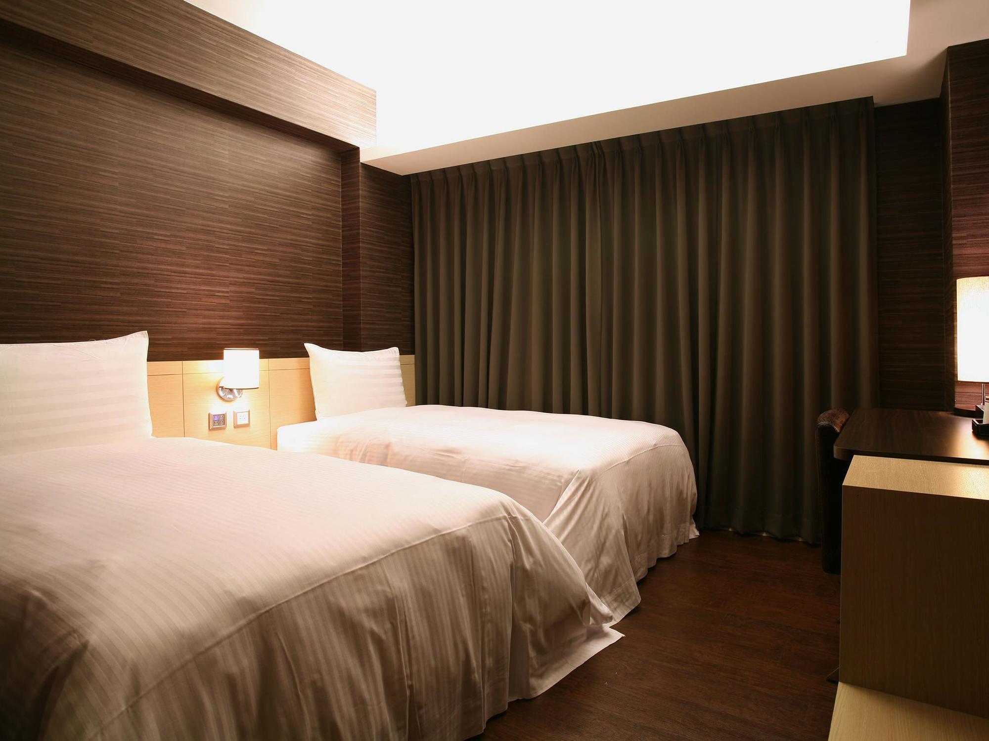 Talmud Business Hotel - Zhongshan Taichung Extérieur photo