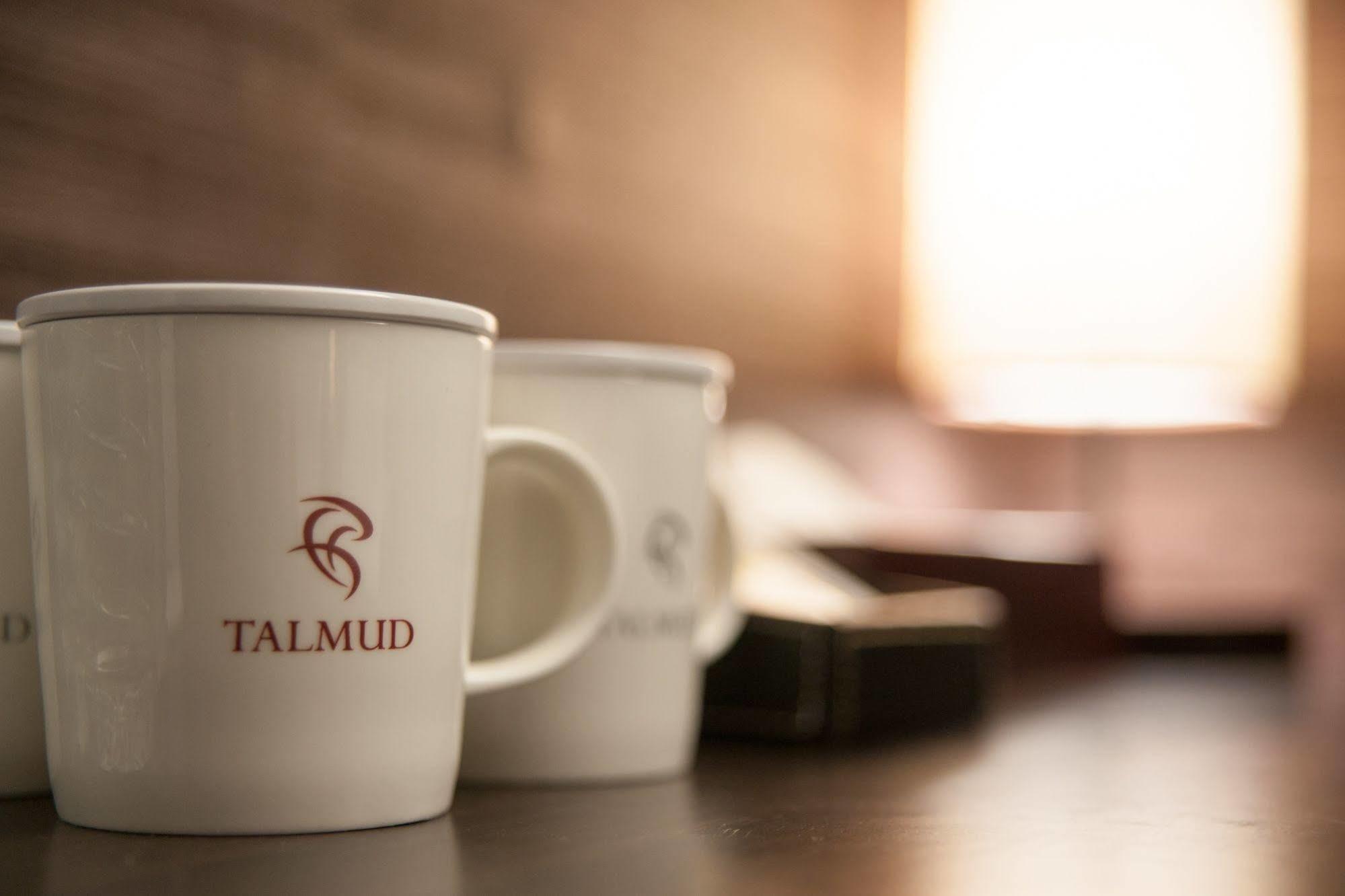 Talmud Business Hotel - Zhongshan Taichung Extérieur photo