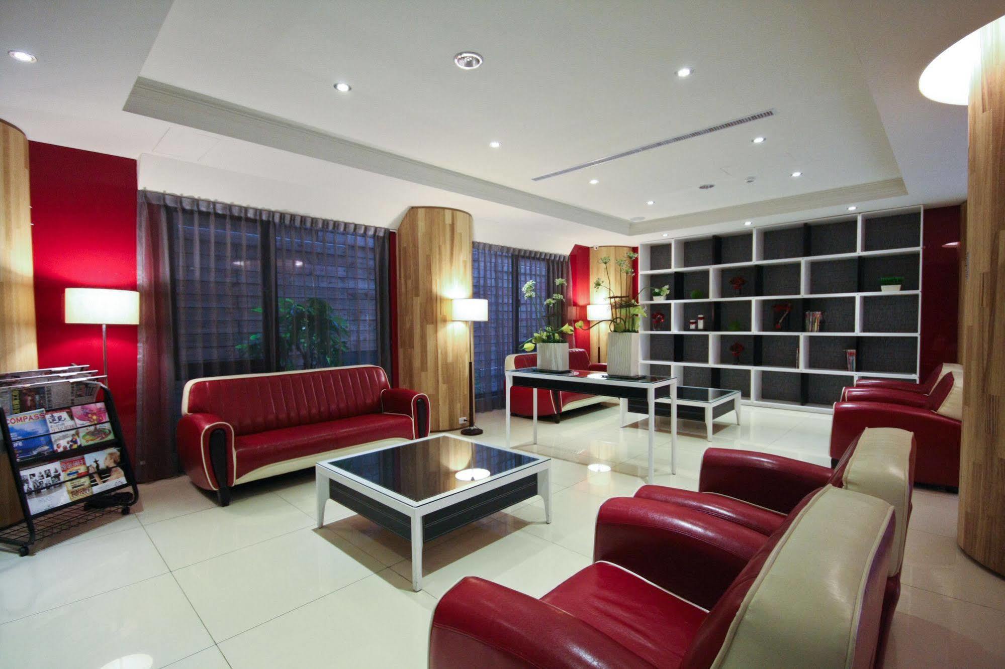 Talmud Business Hotel - Zhongshan Taichung Extérieur photo